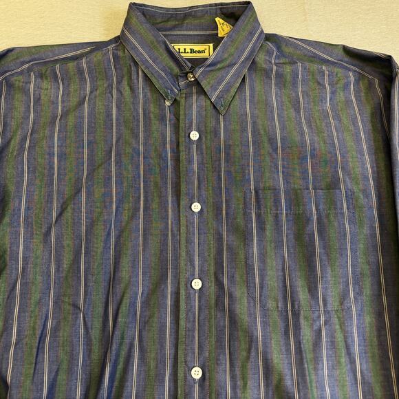 LL Bean Button Down Shirt Mens XL Plaid Blue Casual Workwear Normcore Gorpcore - Picture 2 of 7